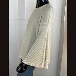 Vince Camuto Metallic Beige Neutral Knit Sweater With Bell Sleeve Like New Sz 3X